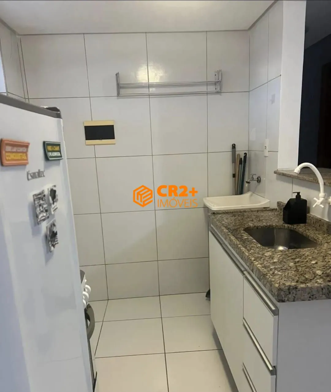Imagem VENDO FLAT - PORTEIRA FECHADA 35m² 700m² DO MAR