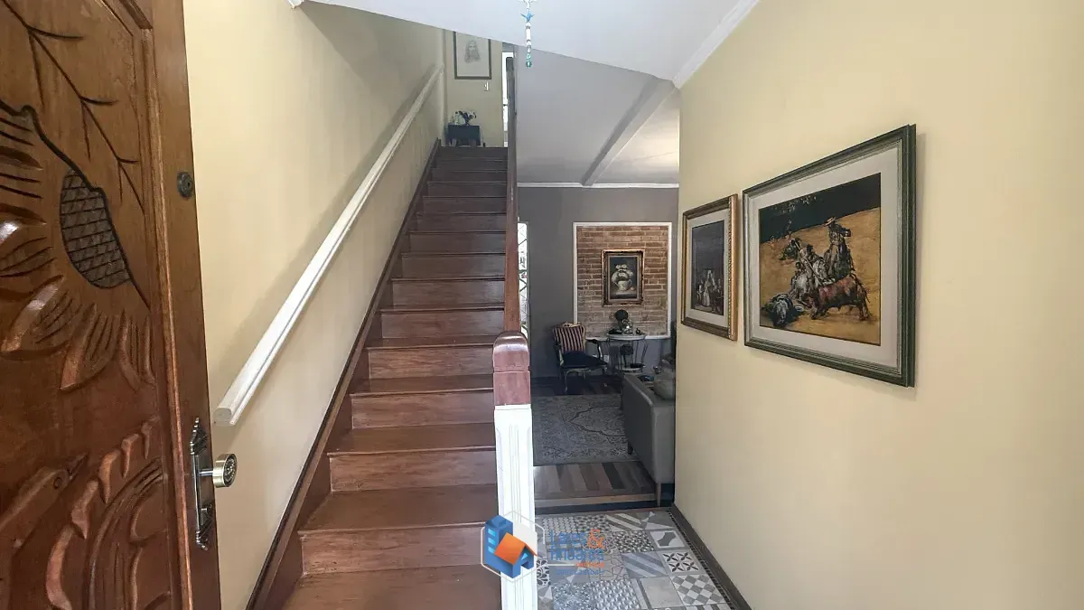 Imagem Sobrado para venda em Perdizes com 4 quartos, sendo 1 suíte, 180m²