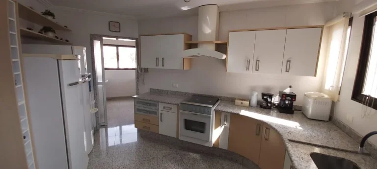 Imagem Ed. Lygia Guidotti Alves- Centro - Alto padrão, 1 por andar, 256 m² de área útil, com 4 dormitó...