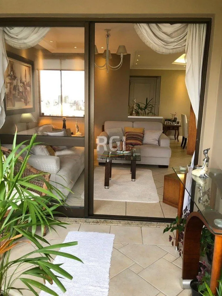 Imagem Apartamento para Venda - 101m², 2 dormitórios, 1 suite, 2 vagas - Boa Vista