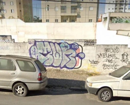 Imagem Alugo Terreno em Santo André, Vila Helena, com 2 entradas