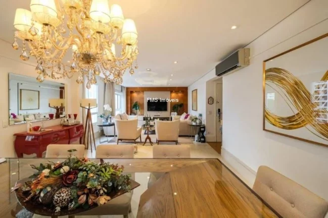 Imagem Apartamento à venda na Vila Olímpia, com 3 suítes, 3 vagas.