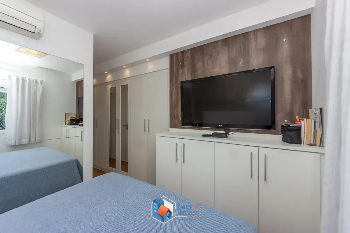 Imagem APTO À VENDA, COM 82 M², 2 DORMS. (1 SUÍTE) COM ARMÁRIOS EMB. E AR COND. , VARANDA GOURMET, PISCINA E 2 VGS. NA VILA GUMERCINDO - SP.