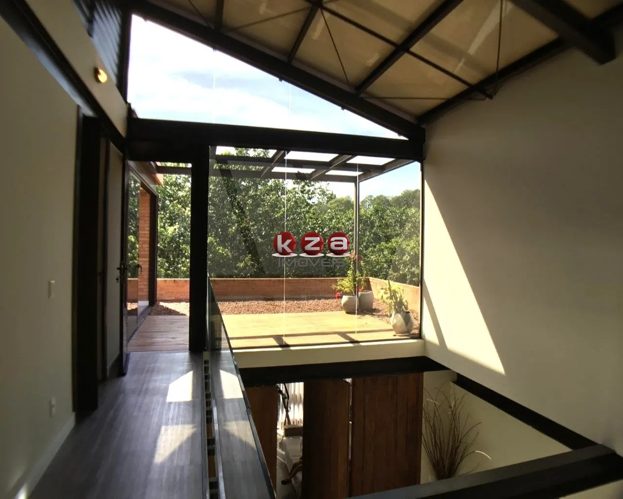 Imagem Casa de Luxo à Venda em Valinhos-SP, Condomínio Villa Lombarda: 6 Quartos, 5 Suítes, 3 Salas, 7 Banheiros, 504m² - Imperdível!