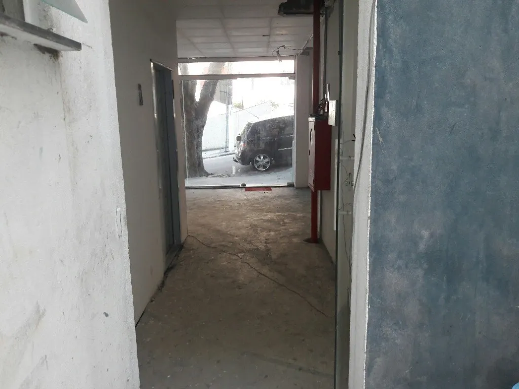 Imagem Prédio Comercial de Alto Padrão no Jardim do Mar - São Bernardo do Campo-SP: 20 Banheiros, 10 Vagas de Garagem, 1.882m² de Área - Venda ou Locação.