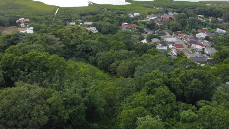 Imagem Terreno à Venda no Bairro Macacu - Garopaba/SC