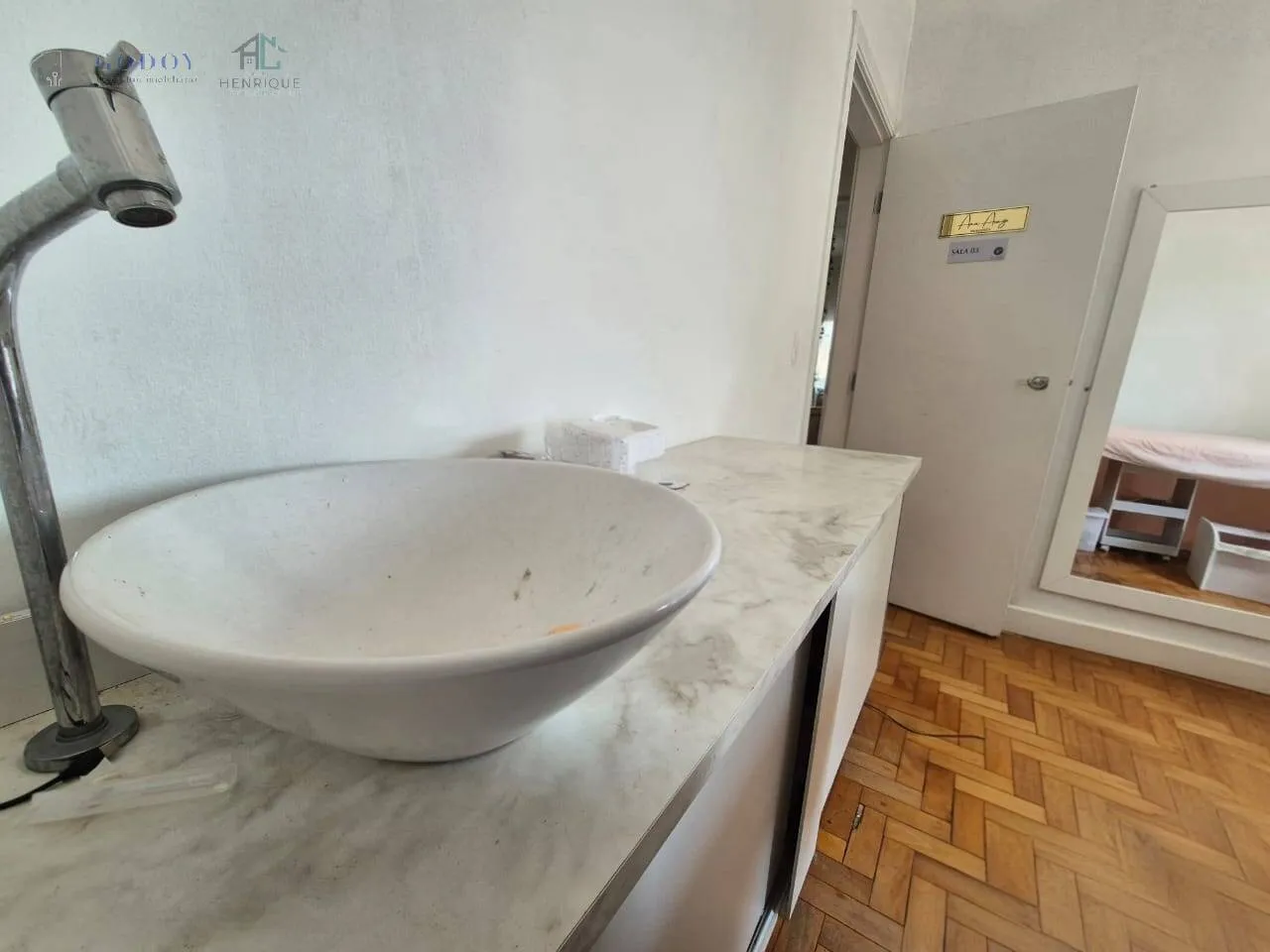 Imagem Seu Novo Espaço Profissional no Coração do Centro.