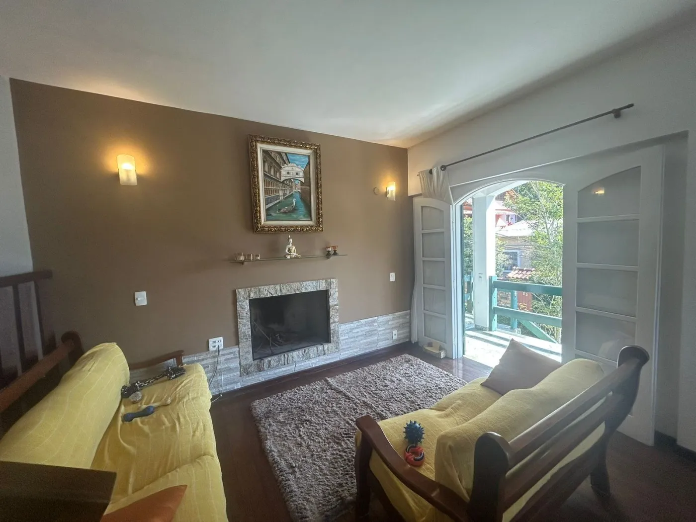 Imagem Casa para Venda em Petrópolis / RJ no bairro Mosela