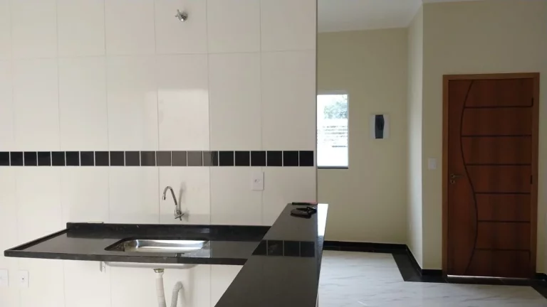 Imagem Casa com 2 dormitórios à venda, 70 m² por R$ 295.000,00 - Residencial Estoril - Taubaté/SP