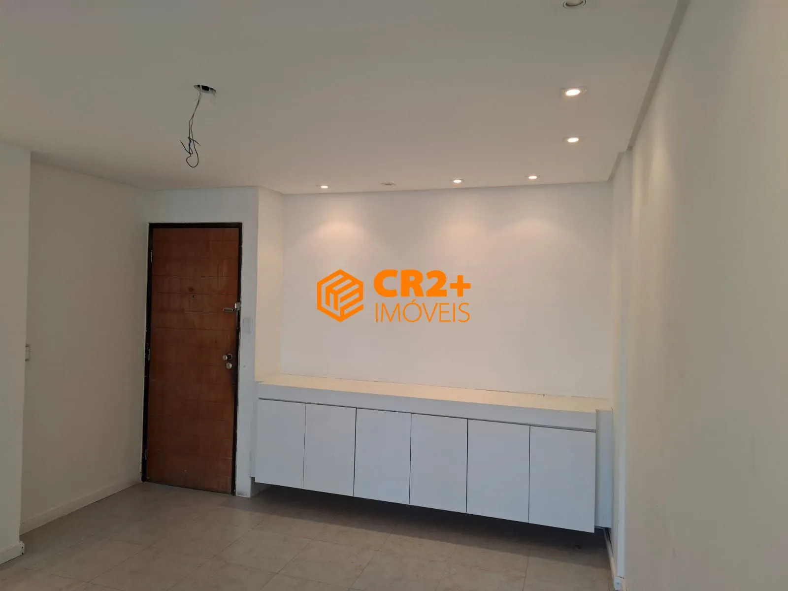 Imagem Vendo apartamento reformado em Boa Viagem com 121m²