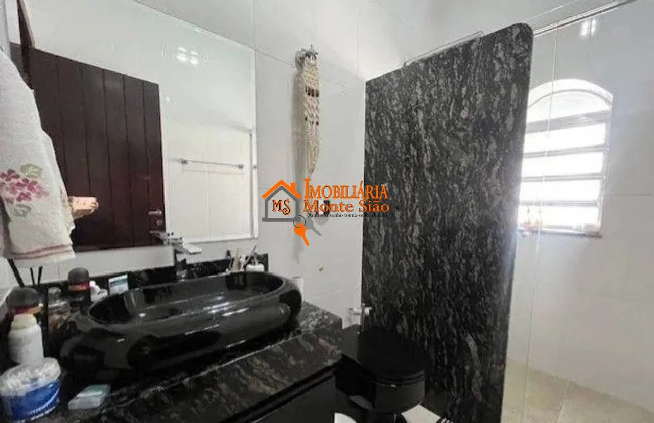 Imagem Casa com 3 dormitórios à venda, 860 m² por R$ 1.200.000 - Jardim do Papai - Guarulhos/SP