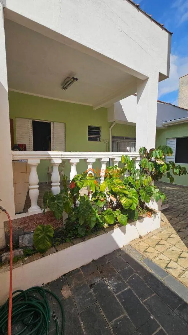 Imagem Sobrado com 5 dormitórios à venda, 250 m² por R$ 800.000,00 - Vila Nossa Senhora de Fátima - Guarulhos/SP