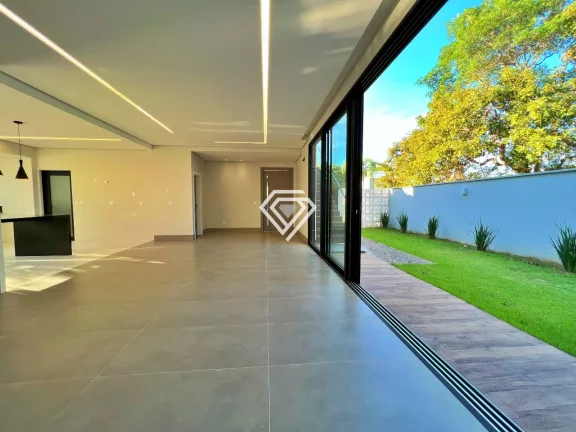 Imagem Sobrado 3 Suítes, 329 m² c/ lazer à venda no Condomínio Caribe
