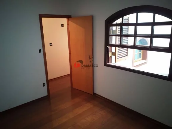 Imagem Sobrado à venda 3 Quartos, 1 Suite, 4 Vagas, 250M², Olímpico, São Caetano do Sul - SP