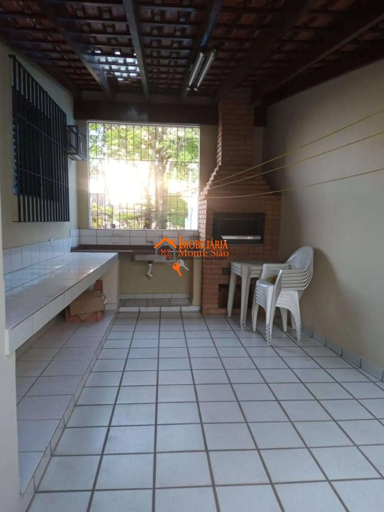 Imagem Sobrado com 3 dormitórios à venda, 256 m² por R$ 1.200.000,00 - Vila Augusta - Guarulhos/SP
