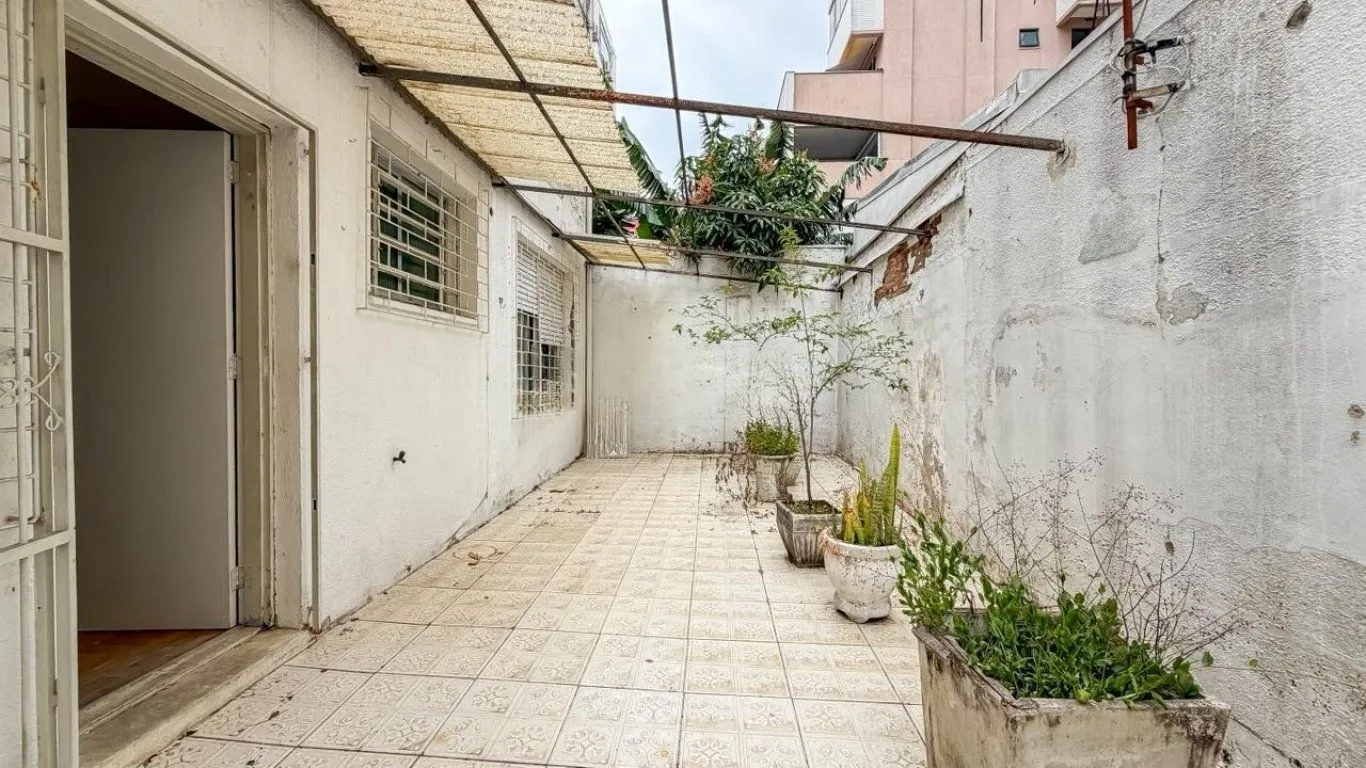 Imagem Apartamento com 2 quartos e 77m² à venda em Bom Fim, Porto Alegre. Rua Tomaz Flores, Bom Fim, Porto Alegre