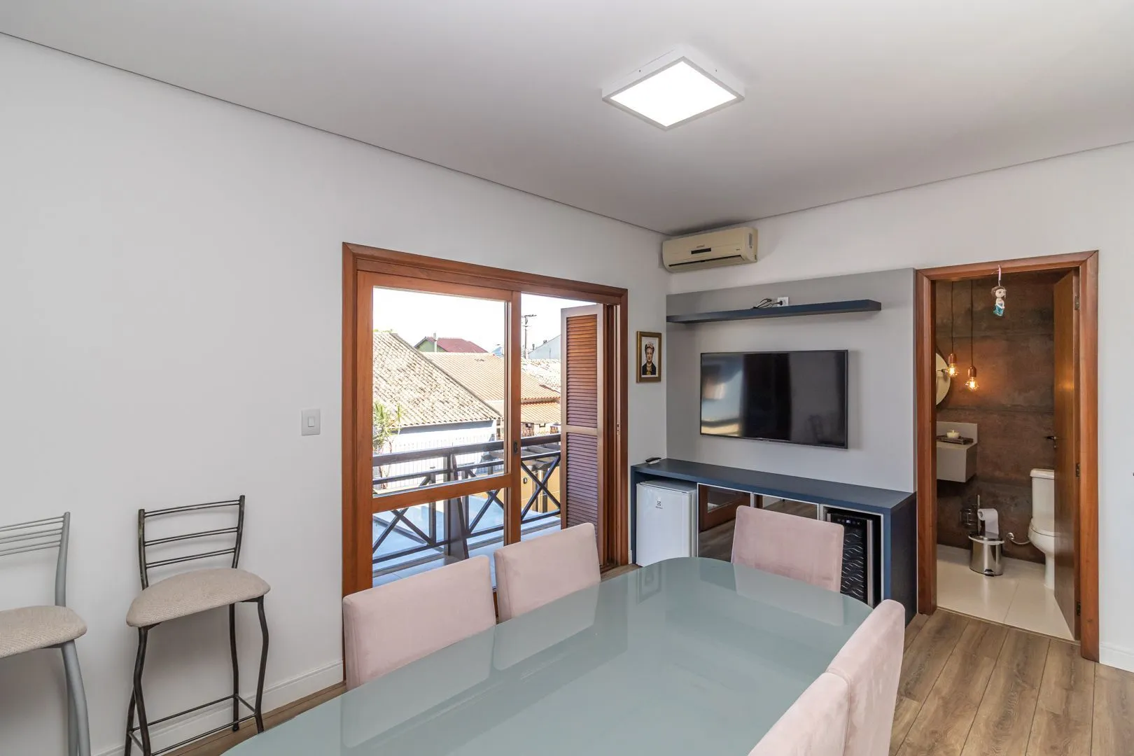 Imagem Casa com 3 Quartos à venda, 141m² - Hípica