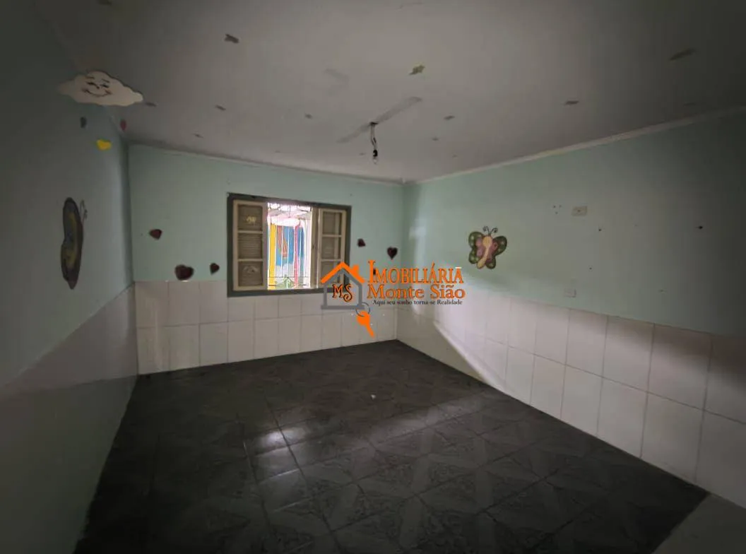 Imagem Casa térrea com 245m² de terreno, com 6 salas, oportunidade para investidor no Jardim Vila Galvão - Guarulhos/SP