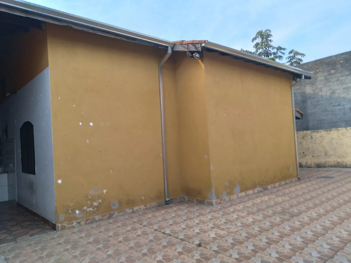 Imagem Casa à venda 4 Quartos, 3 Vagas, 252M², Jardim Carlota, Pindamonhangaba - SP