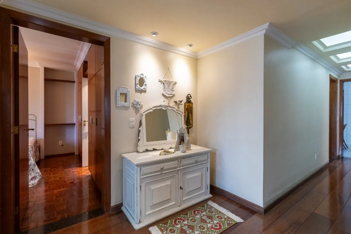 Imagem Apartamento para venda em Vila Bastos com 4 quartos, sendo 1 suíte, 142m2