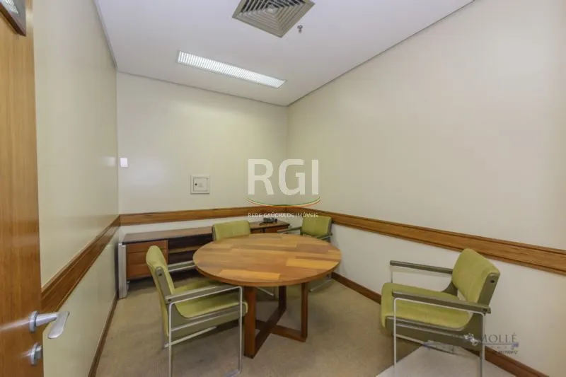 Imagem Conjunto/Sala para Venda - 363.29m², 0 dormitórios, 8 vagas - Rio Branco