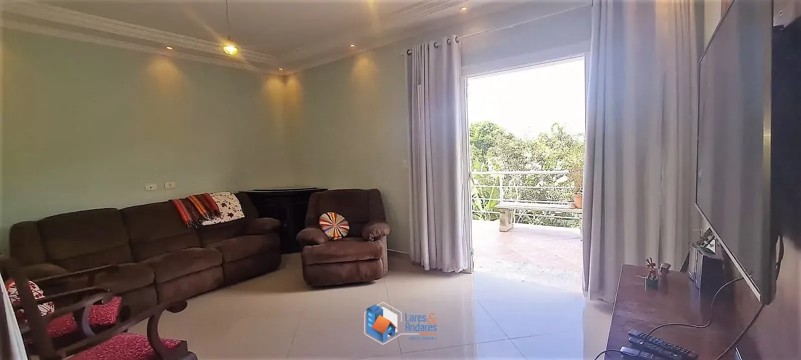 Imagem Chácara urbana com vista maravilhosa - Jardim Pioneiro - Cotia/SP