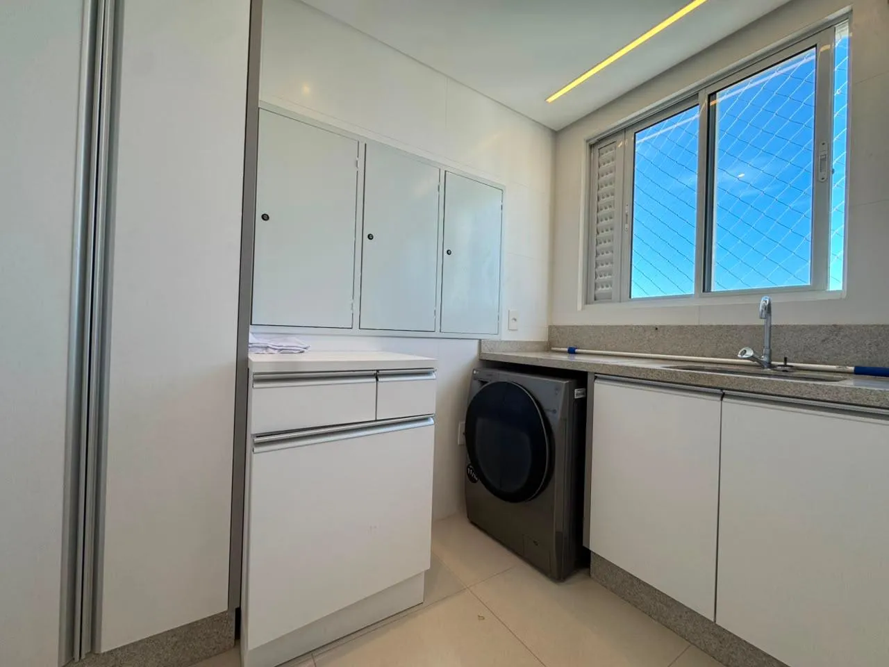 Imagem Apartamento à venda com 139m2 por R$ 2.900.000,00