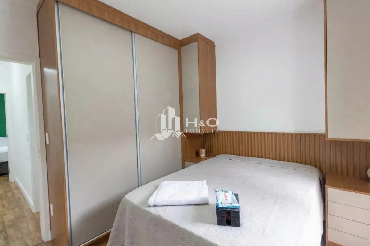 Imagem Sobrado em condomínio à venda na Vila Granada - 150 m² | 3 dormitórios | 1 suíte | 3 vagas