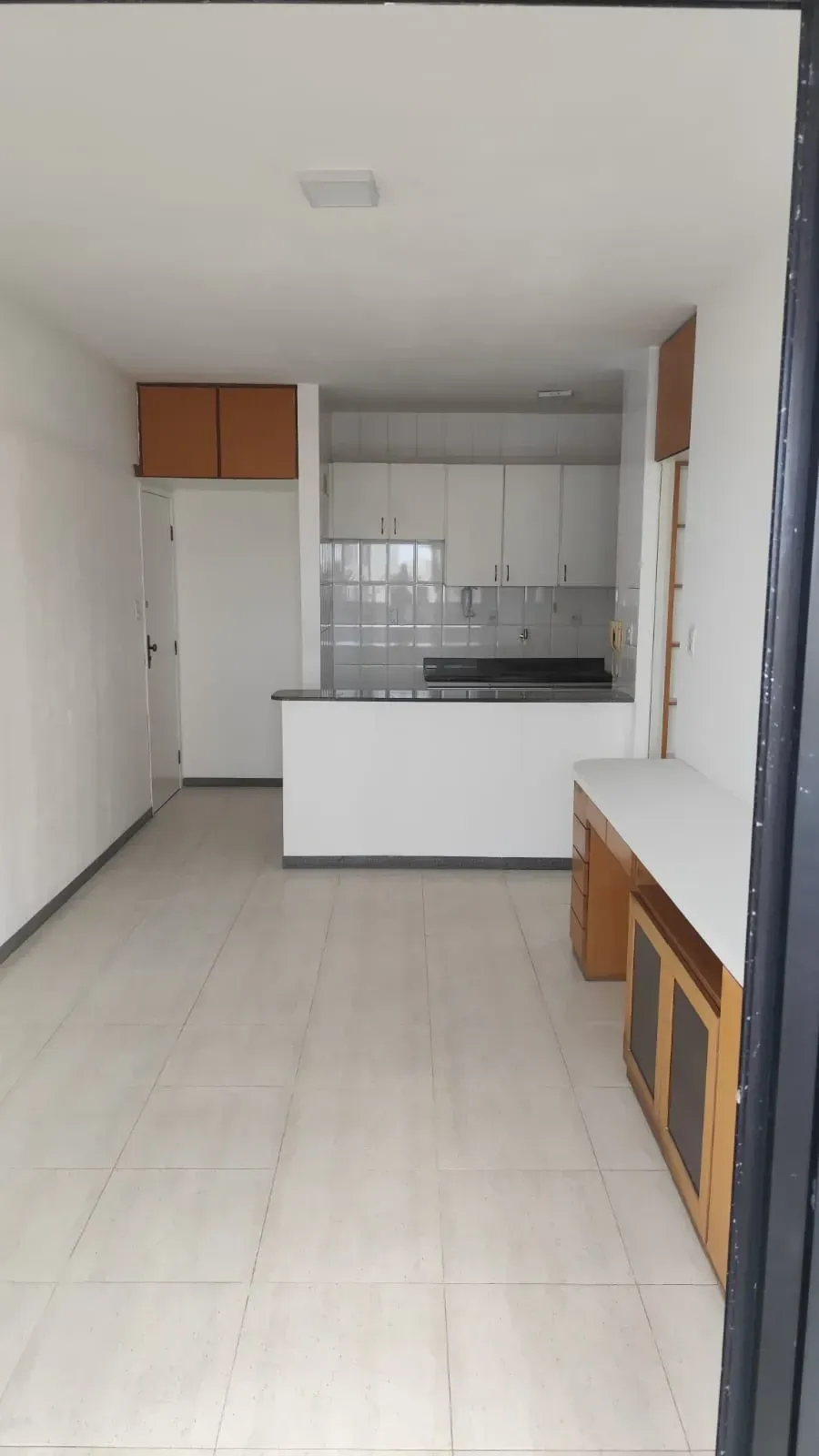 Imagem Apartamento com 1 Quarto para Alugar, 56 m² em Pituba - Salvador