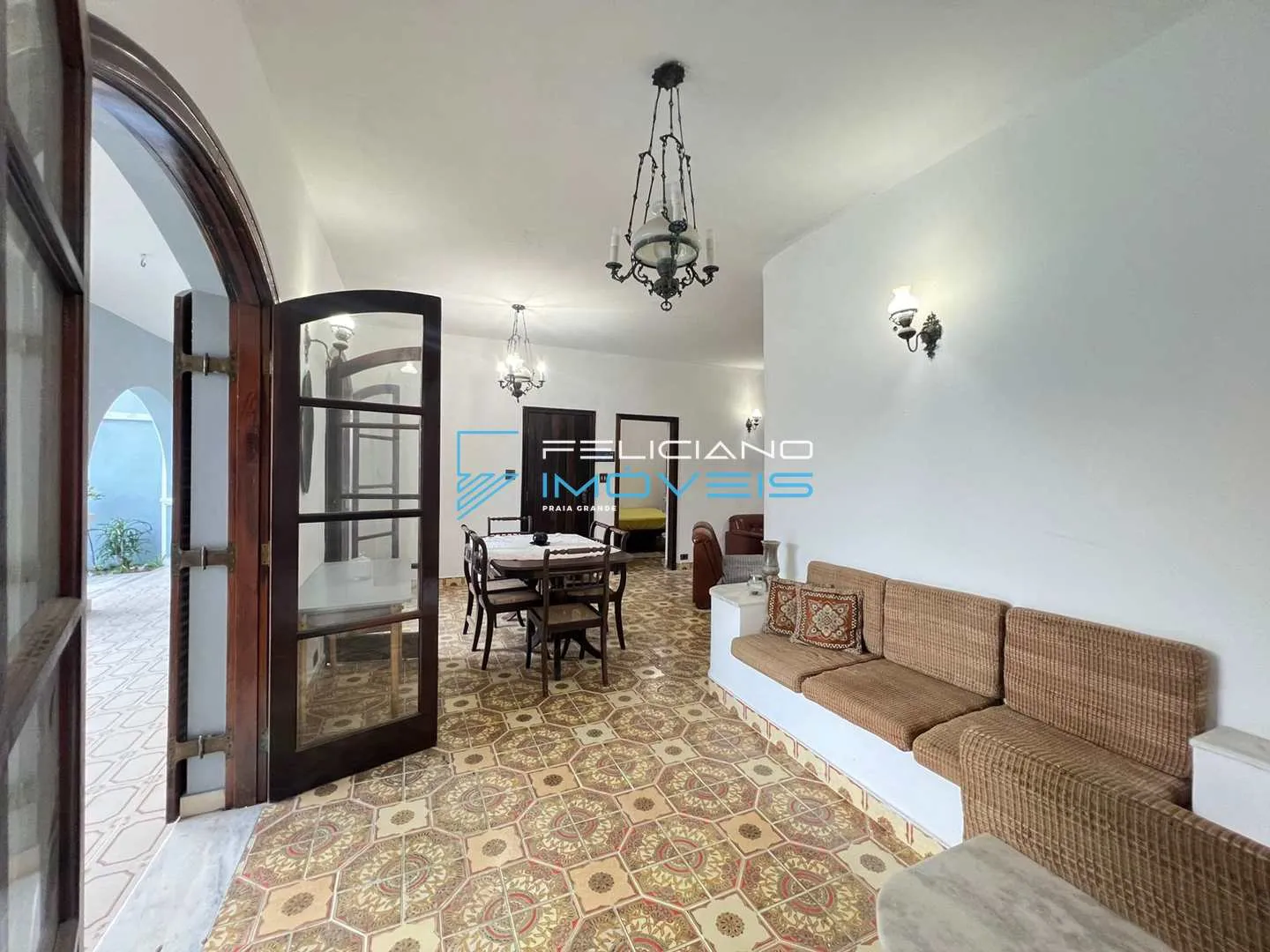 Imagem Casa com 4 quartos, Flórida, Praia Grande - R$ 990 mil, Cod: 7528