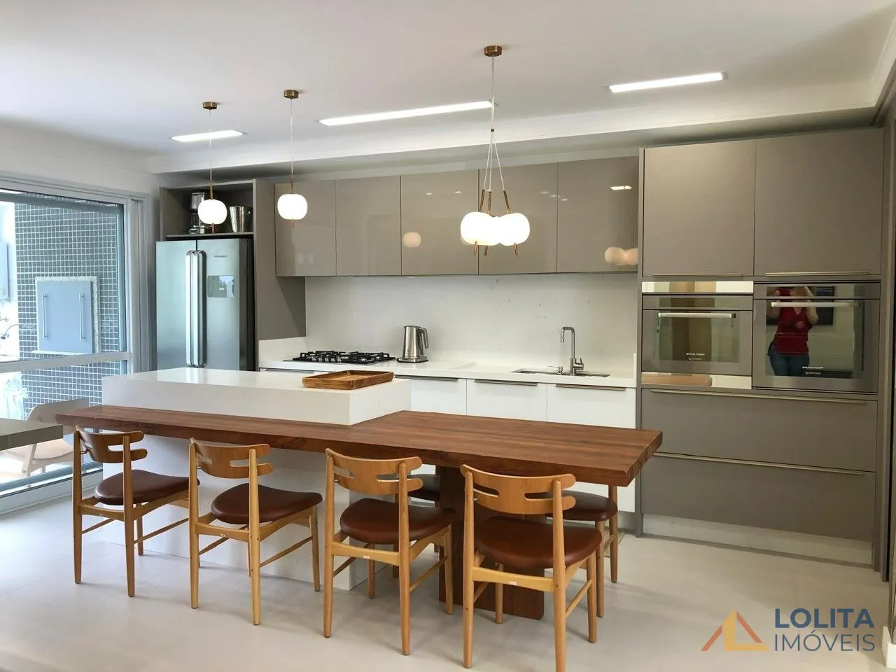 Foto do imóvel APARTAMENTO PARA ALUGAR MOBILIADO COM 3 QUARTOS E 2 VAGAS DE GARAGEM NOS INGLES DO RIO VERMELHOR em Lázaro de Oliveira Souza