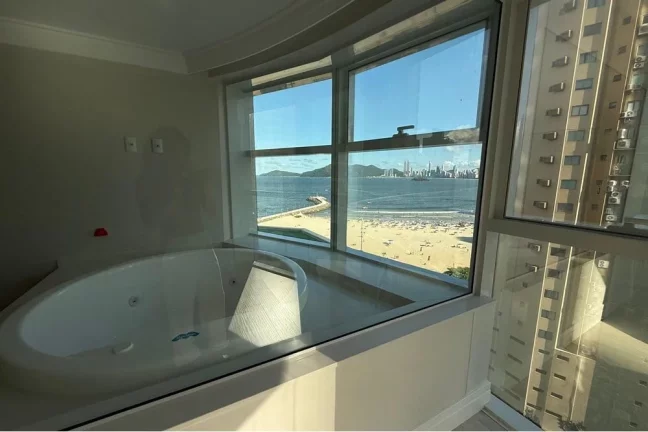 Imagem Apartamento à venda em Balneário Camboriú, Pioneiros, com 4 quartos, 164,97m2