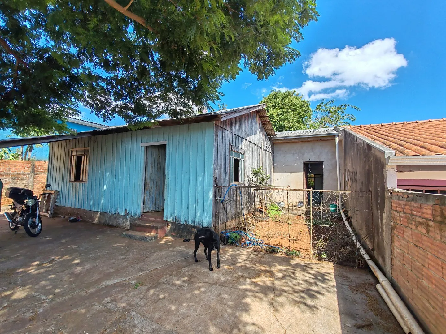 Imagem Casa mista à venda no bairro Universitário em Cascavel