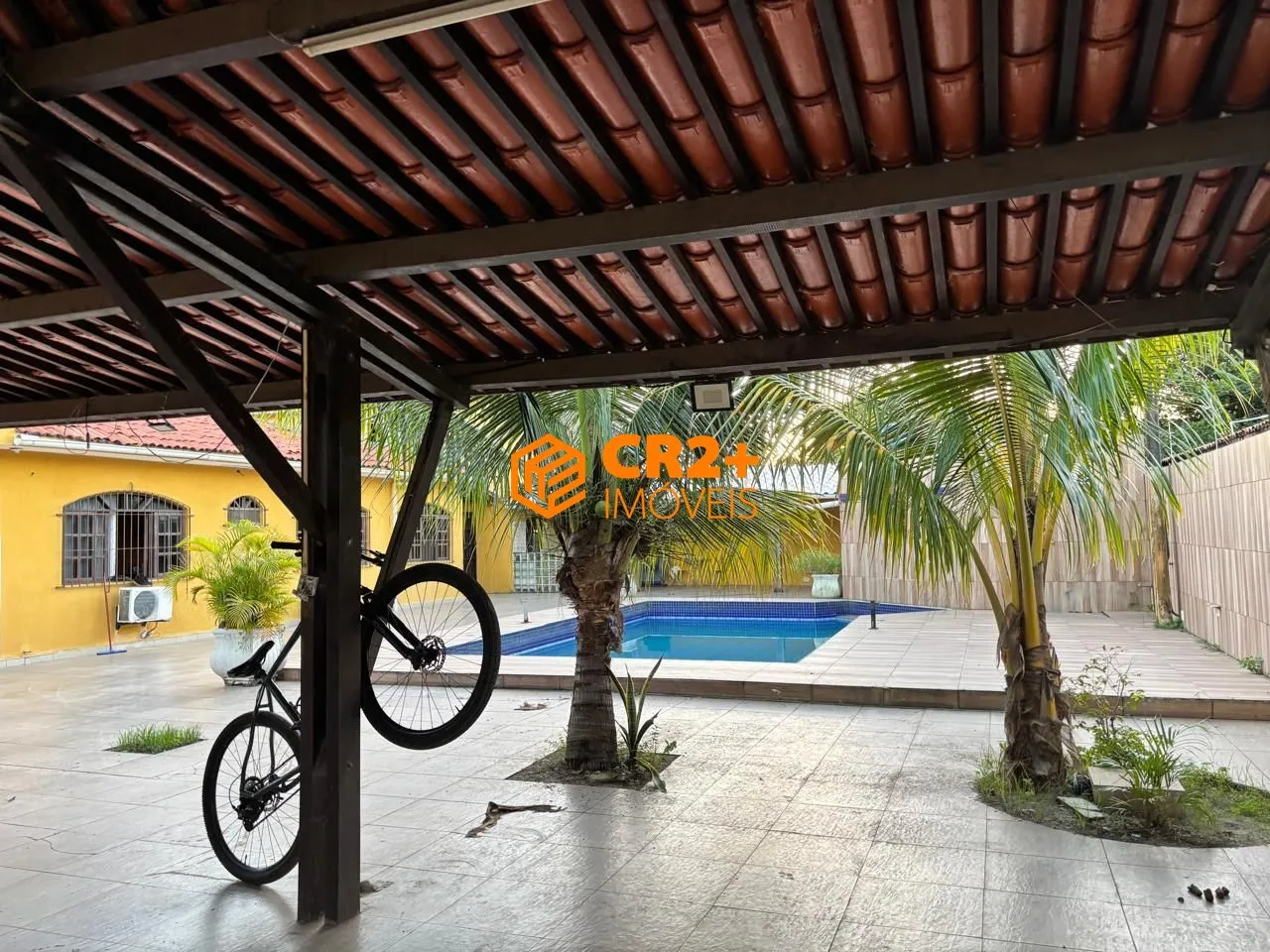 Imagem Vendo casa em Barra de Jangada 320m2 05 quartos 04 suites 04 vagas de garagem em
