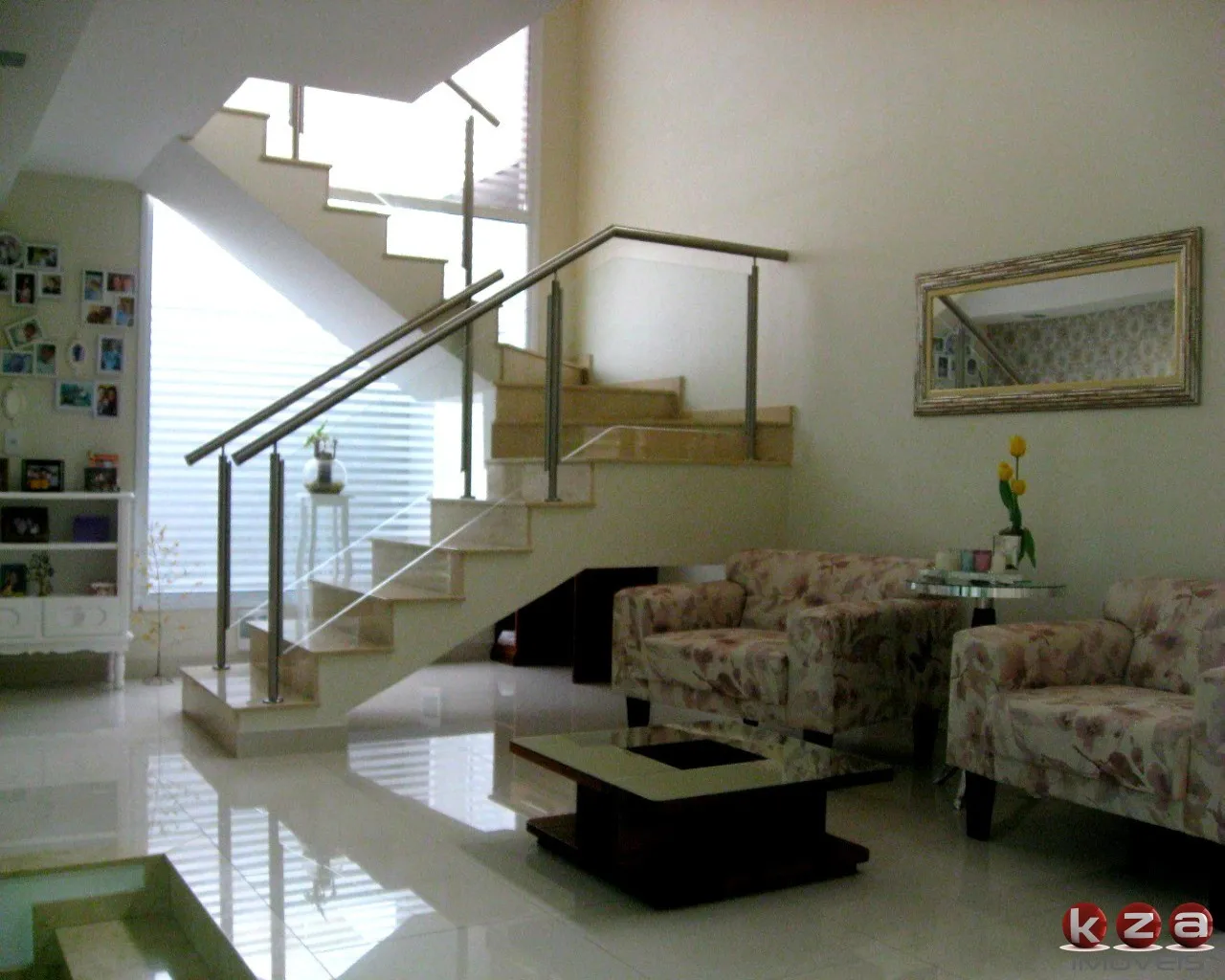 Imagem Magnífica casa em condomínio à venda em Valinhos-SP, no Condomínio Residencial Querencia: 4 quartos, 4 suítes, 3 salas, 8 banheiros, 4 vagas de garagem, 395m².