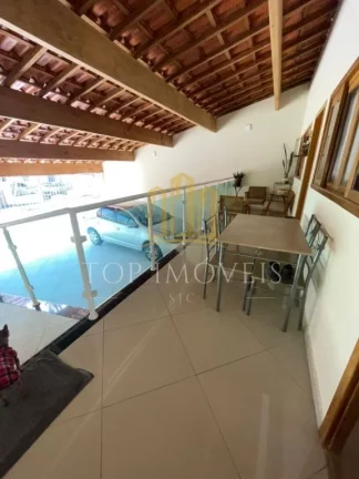 Imagem Linda Casa à Venda no Vista Verde – Qualidade de Vida com Conforto e Sustentabilidade! Apresentamos essa maravilhosa casa no bairro Vista Verde, perfeita para quem busca bem-estar, lazer e economia em um só lugar!