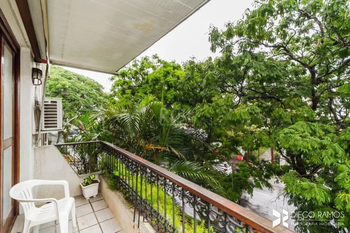 Imagem Apartamento para Venda - 111m², 3 dormitórios, sendo 1 suites, 2 vagas - Menino Deus