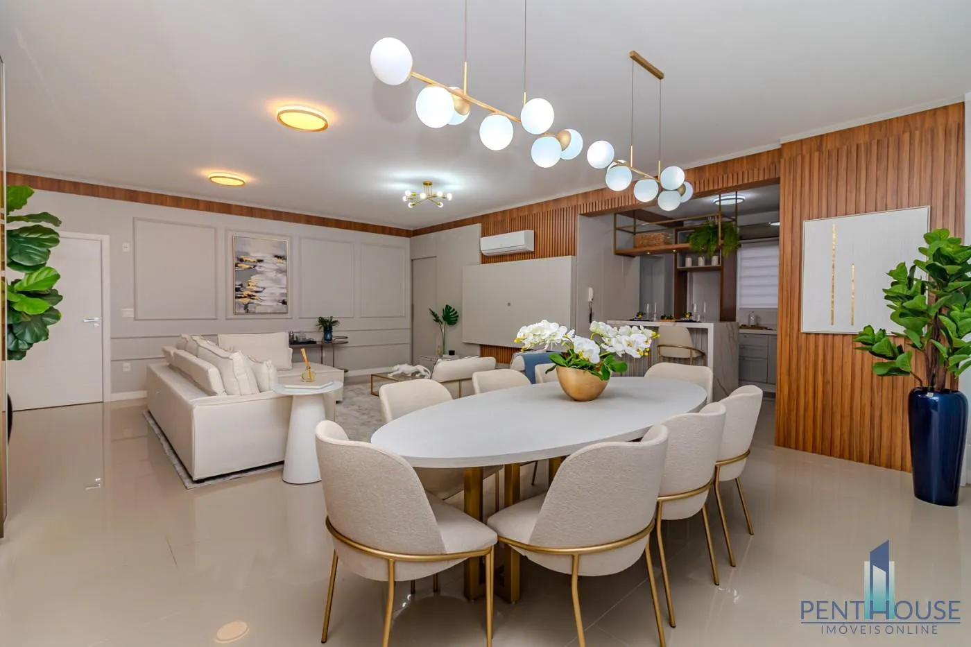 Imagem Apartamento Zona Central para Venda em Balneário Camboriú, CENTRO, 3 dormitórios, 1 suíte, 2 banheiros, 2 vagas
