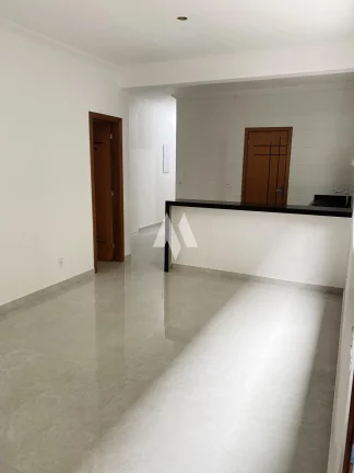 Imagem Casa Sobreposta Baixa 3 quartos e suítes, 2 vagas - Embaré / Santos