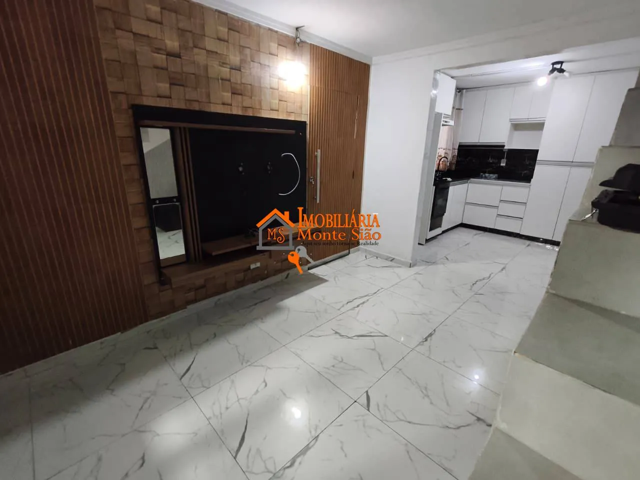 Imagem Sobrado com 4 dormitórios para alugar, 250 m² por R$ 3.460,00/mês - Ponte Grande - Guarulhos/SP