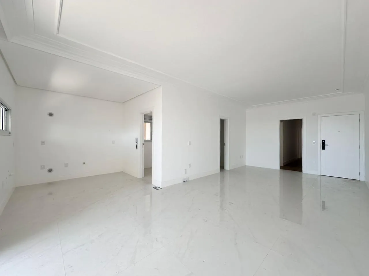 Imagem Apartamento com vista para o mar à venda com 160m2 por R$ 2.850.000,00