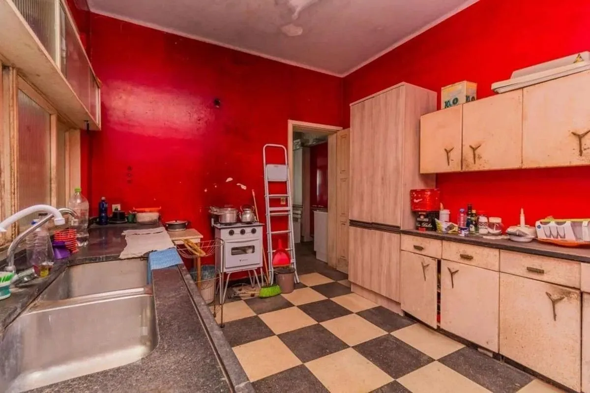Imagem Casa com 5 dormitórios e 3 vagas no bairro Assunção