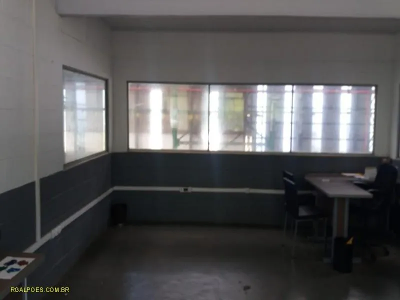 Imagem Galpão para Venda em QUEIMADOS, Distrito Industrial, 5 banheiros, 10 vagas