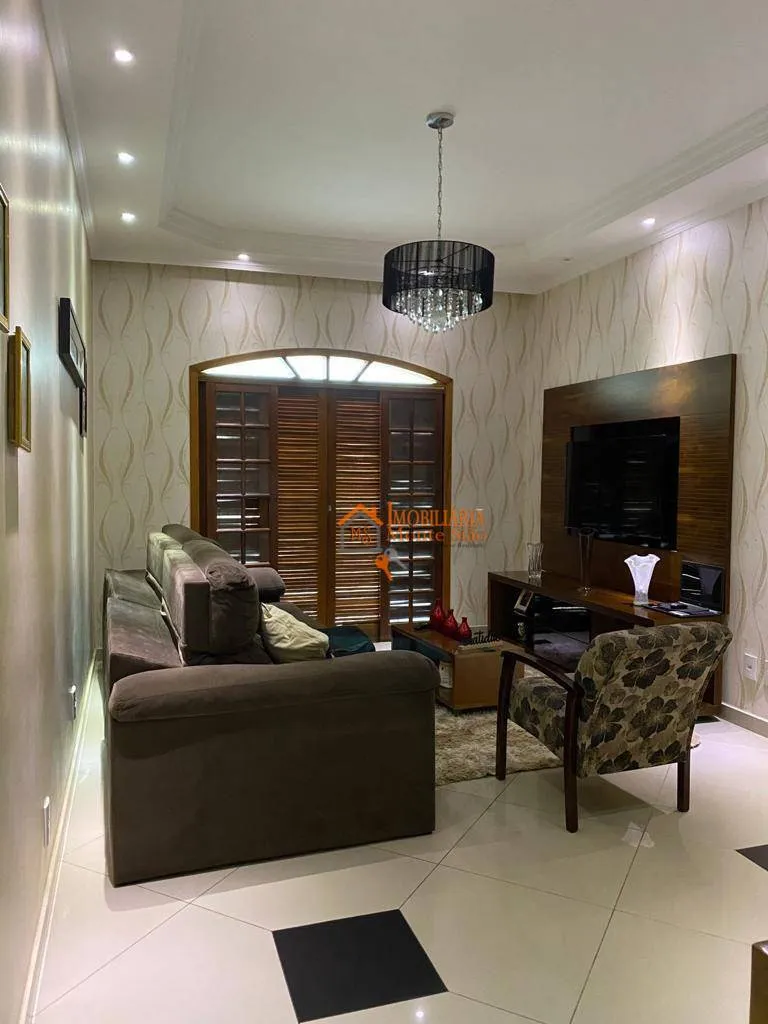 Imagem Sobrado com 3 dormitórios à venda, 257 m² por R$ 745.000,00 - Jardim Brasil - Guarulhos/SP