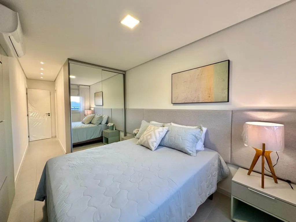 Apartamento 3 Dormitórios - Bairro Navegantes