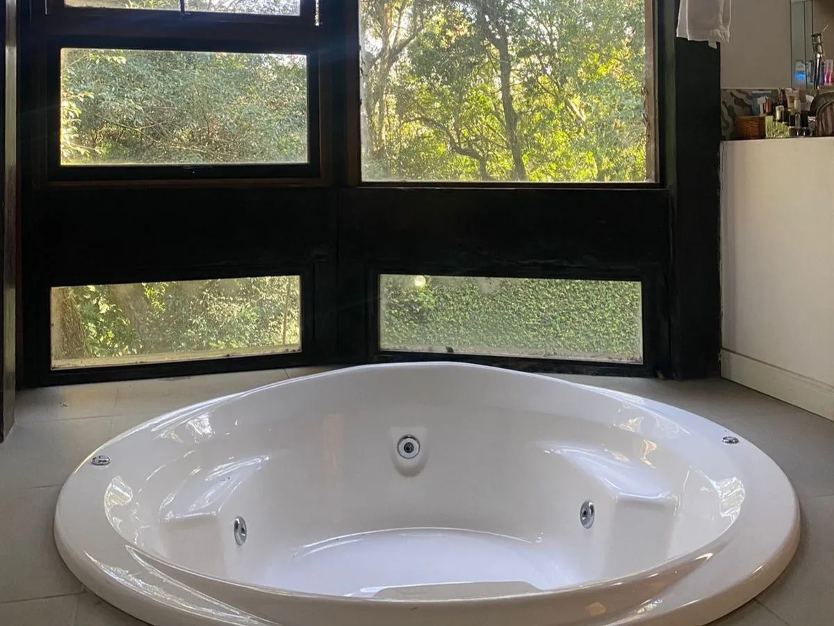 Imagem Casa com 7 dormitorios para venda Bairro Espírito Santo Porto Alegre, com 6 vagas.