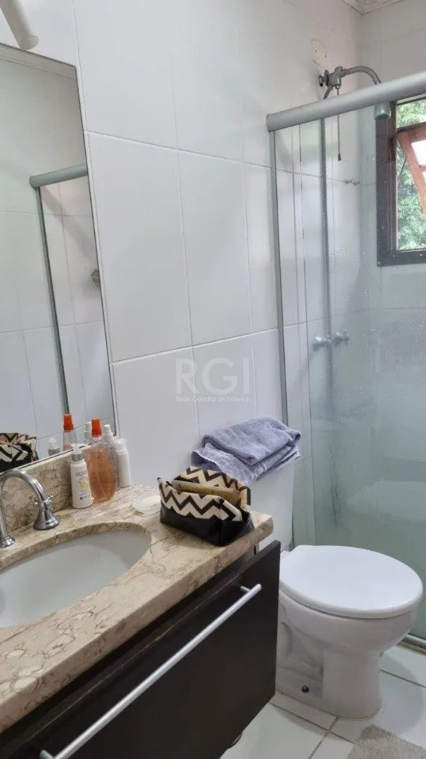 Imagem Casa Condominio para Venda - 218m², 3 dormitórios, sendo 1 suites, 2 vagas - Ipanema