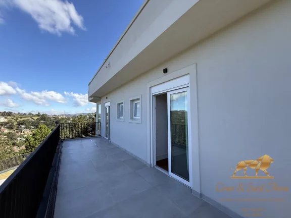 Imagem Belíssima Casa Recém Construída em Campos do Jordão