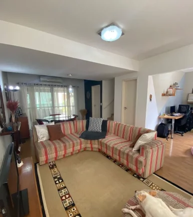 Imagem Sobrado com 4 dormitórios à venda, 250 m² por R$ 1.075.000,00 - Villa Branca - Jacareí/SP