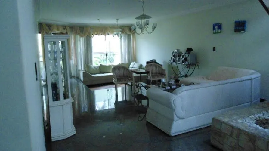 Foto do imóvel Casa à venda 4 Quartos, 2 Suites, 9 Vagas, 280M², Jardim Avelino, São Paulo - SP
